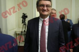 CIORBEA află ASTĂZI dacă rămâne fără PENSIE. CCR discută sesizarea lui IOHANNIS
