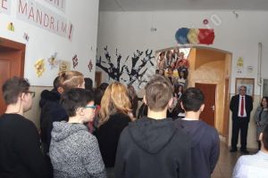 Concursul Regional “ UNIREA – NAȚIUNEA A FĂCUT-O!”, la Școala Gimnazială “Vasile Cârlova” Târgovişte