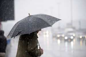 Vin PLOILE! Ce se întâmplă cu VREMEA zilele următoare