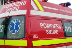 Elevă agresată de un coleg, preluată de SMURD