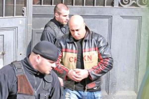 Made in Romania – Un interlop aflat la puşcărie s-a însurat cu psiholoaga penitenciarului