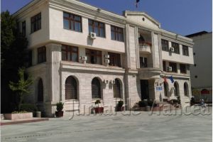 Cum se lucrează la Primărie şi la instituţiile subordonate pe data de 24 ianuarie