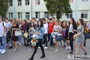 Minivacanţă la sfârşit de săptămână! PATRU zile libere pentru toţi ELEVII: Vineri nu se merge la şcoală