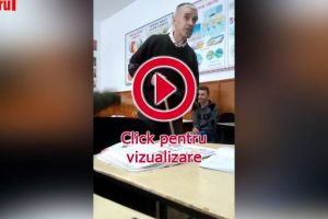 Elev fugărit cu mopul prin clasă de profesorul de franceză, la şcoala din Grămeşti