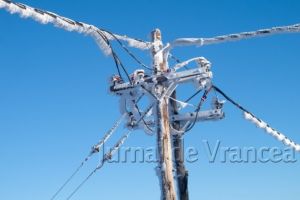 ULTIMĂ ORĂ: Două sate din Vrancea, fără curent electric