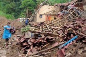 Indonezia: Sase morti si 20 de disparuti in urma alunecarilor de teren si a inundatiilor