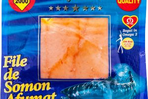 ANSVSA: File de somon contaminat cu Listeria oprit la vânzare într-un hypermarket