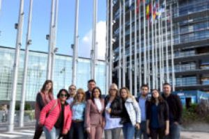 PARLAMENTARII VOR IMPOZIT ZERO PENTRU JURNALIŞTI!