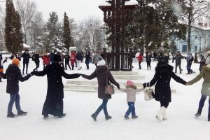 Hora Unirii, încinsă la Topliţa