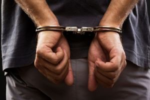 Hoţi cu ghinion: au furat un cântar în loc să ia casa de marcat