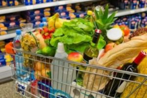 Siguranţa alimentară a UE, suprasolicitată: nu toate substanţele din alimente sunt verificate!