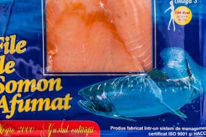 Somon contaminat cu Listeria în magazinele Carrefour