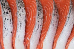 File de somon infestat cu Listeria, retras dintr-un supermarket