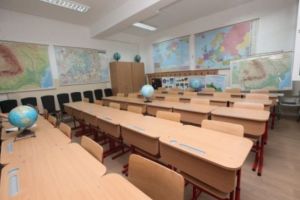 Școlile şi grădiniţele ar putea fi închise şi săptămâna viitoare