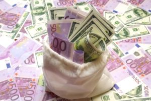 Unde va ajunge cursul Euro? Un nou nivel record