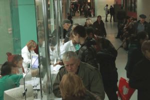 Gripa în Cluj: 100 de pacienţi se prezintă zilnic la spital. 7 internări în două zile
