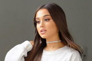 Ariana Grande a dezvaluit data lansarii noului sau album “Thank U, Next”