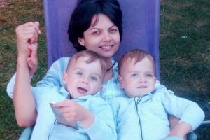 Scrisoarea emoţionantă a unei tinere mame din Bihor, care cere ajutor ca să-şi prelungească viaţa: 