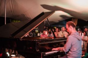 Concert de pian la UMFST în cadrul Turneului Classic Unlimited