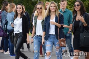 Elevii se reîntorc luni la şcoală, însă o nouă vacanţă bate la uşă: Când se vor bucura şcolarii de alte zile libere