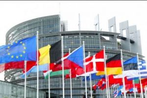 PROTEST de amploare la Bruxelles. 70.000 de oameni pe STRĂZI
