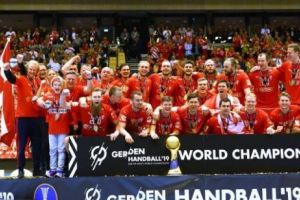 HANDBAL. Danemarca şi Norvegia şi-au disputat trofeul CAMPIONATULUI MONDIAL. Gazdele au obţinut un SUCCES de poveste