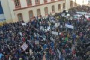 Miting de atenţionare a autorităţilor române şi sârbe! „NU microhidrocentralelor pe râul Nera!“