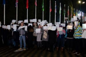 FOTO: Protest studenţesc la UMFST Târgu-Mureş
