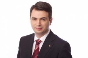 Radu Popa: Țuţuianu, “un perfect arivist nebun” promovat de comunişti, folosit de securişti