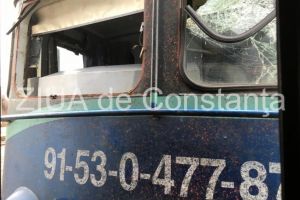 Calatorie cu peripetii. Un tren de calatori, cu geamul locomotivei spart, a ajuns in Gara CFR din Constanta (galerie foto)