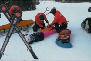Weekend de foc pentru salvamontiştii din întreaga ţară. S-au luptat cu o avalanşă de intervenţii