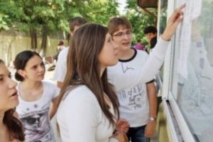 Examen de ADMITERE la liceu şi facultate. Se schimbă legea educaţiei