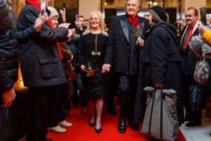 Deputatul care a mâncat din gunoi l-a umilit pe TITANUL Florin Piersic. ”Este un actor mediocru”