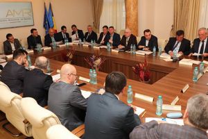 Azi are loc „mineriada” primarilor de municipii