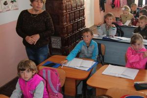 Comasări de clase în satele din judeţ din cauza numărului mic de elevi. Peste 3. ...