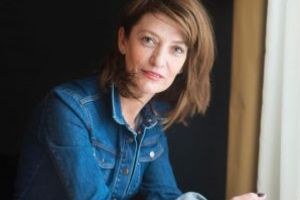 Cum a reusit o maramureseanca la Paris? Drumul Ilenei Orzac, de la vanzatoare de ziare si menajera la designer de obiecte pentru cele mai faimoase restaurante din Franta