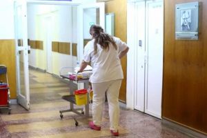 Transplantul renal mai aşteaptă, la Timişoara. Contract reziliat la Spitalul Judeţean
