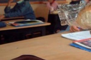 Programul pentru şcoli în perioada 2017-2023, în discuţie la Guvern. Ce se întâmplă cu mesele gratuite care au fost PROMISE
