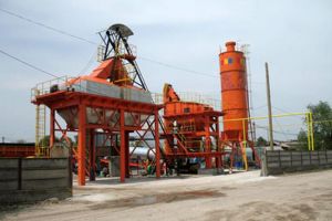 De pe şantierul Autostrăzii Sebeş-Turda, la conducerea S.C. Drumuri şi Poduri Locale S.A. Alba