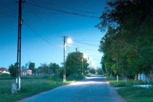 31 de străzi dintr-un oraş din Alba vor fi modernizate cu un sistem de iluminat public modern pe LED