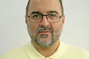 Apărarea Naţională, lăsată la mâna Justiţiei. Editorial de Marius Bâtcă