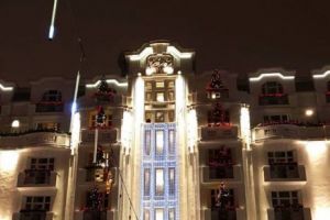 PALATUL LIDO - clădirea istorică în care s-a deschis primul bazin cu valuri din Europa a revenit astăzi în circuitul hotelier de lux