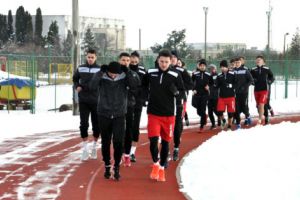 FC Argeş se pregăteşte în oraşul Basarabilor