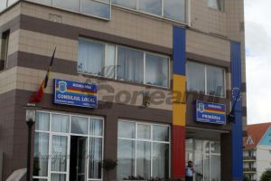Liderul de sindicat din Primăria Motru: “Nu am ajuns cu primarul la nicio înţelegere, el vrea să ne taie coeficienţii, într-un cuvânt, salariile”! Jianu: ne îndreptăm spre colaps