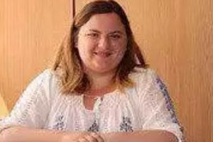 Recidivist şi beat, un fost elev şi-a înjunghiat fosta profesoară