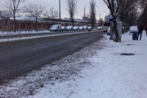 Bucureştenii răsuflă uşuraţi după o săptămână „de foc”. „Nu am avut nici un caz de extremă urgenţă generat de condiţiile meteo nefavorabile, dar rămânem în alertă”. Purtător de cuvânt ISU Bucureşti, Bogdan Toma, la telefonul de la ora 9.00