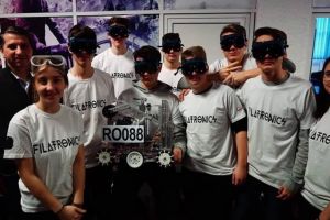 Elevii suceveni au intrat în arena celei mai mari competiţii de robotică pentru liceeni