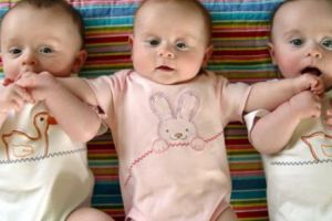Cea mai NOROCOASĂ MAMĂ din LUME! E o MINUNE ce s-a întâmplat după multe TRATAMENTE de FERTILITATE. Medicii au fost UIMIȚI...