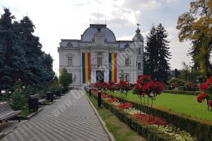 Supraimpozitare pentru zeci de imobile din Târgovişte, printre care şi o proprietate a statului