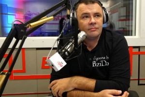 Baiurile moderatorilor